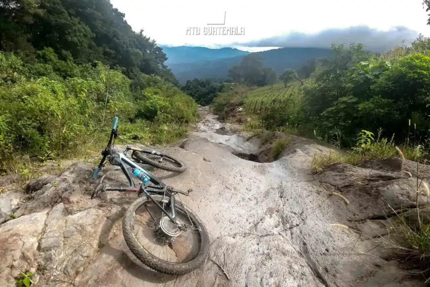 Agua Enduro